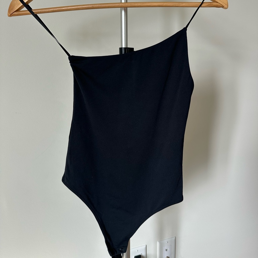 Babaton Contour One Shoulder Bodysuit XS NWOT | Black Aritzia Sculpting Top